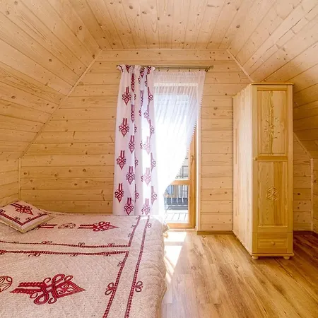 Alpehytte Goralowe & *